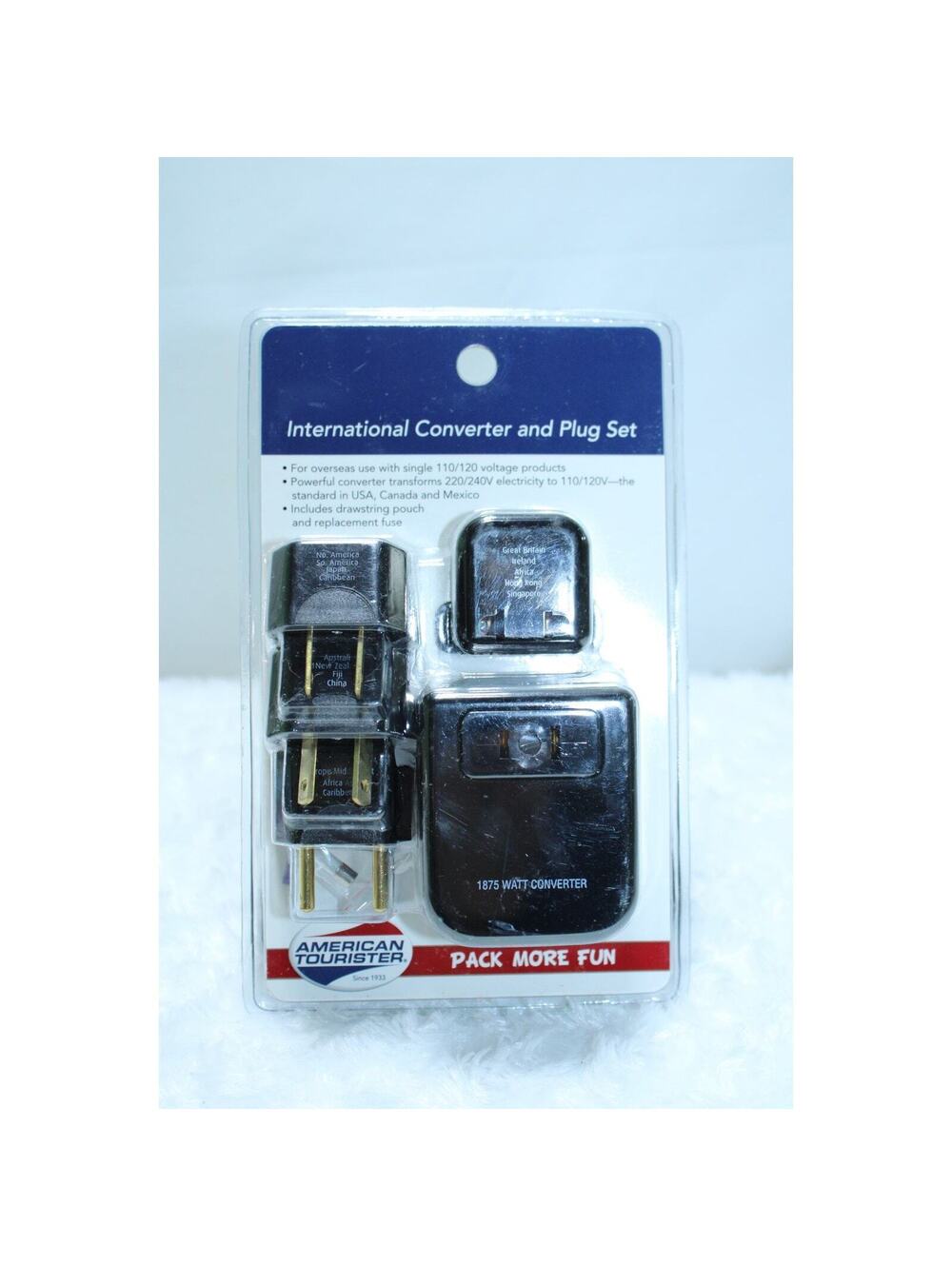 American Tourister International Travel Converter and Plug Set Black, New